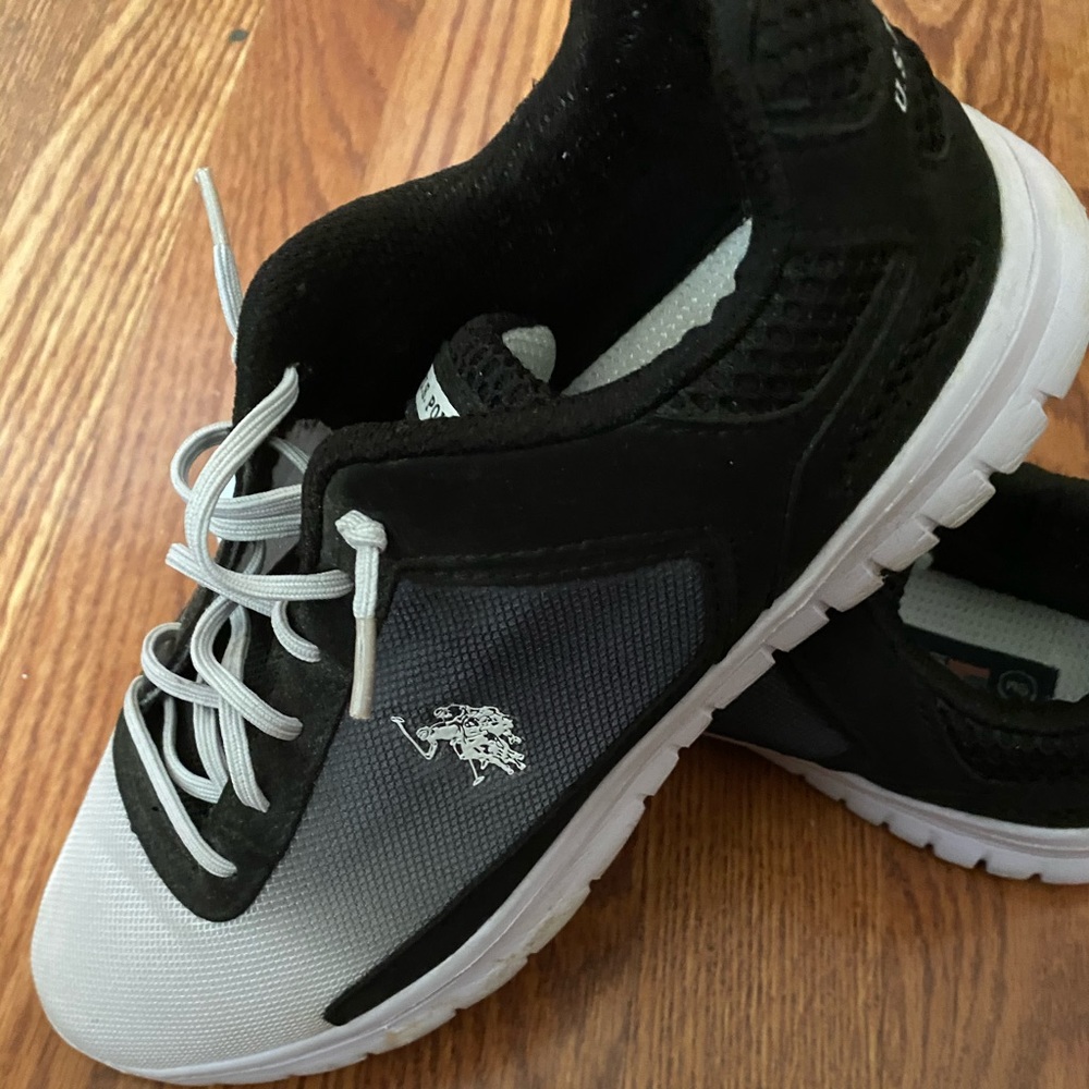 US Polo Association Size 9 Sneakers